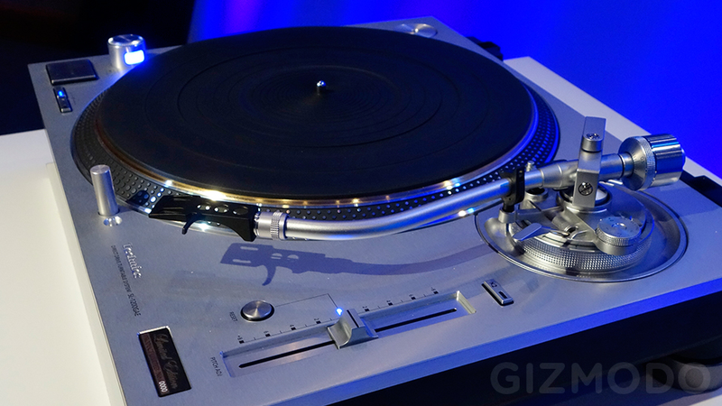Illustration for article titled The Technics 1200 Turntable Is Back